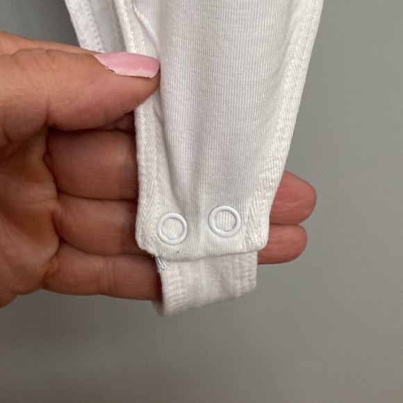 ❗️SOLD❗️ Wilfred Free White Short Sleeve Thong Bottom Florilege Bodysuit Size M - Picture 7 of 10